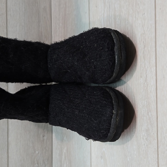 Ugg Australia Women 3176 Mountain Quilted Sweater Cardi Boots shoes sz 7 - Picture 4 of 13